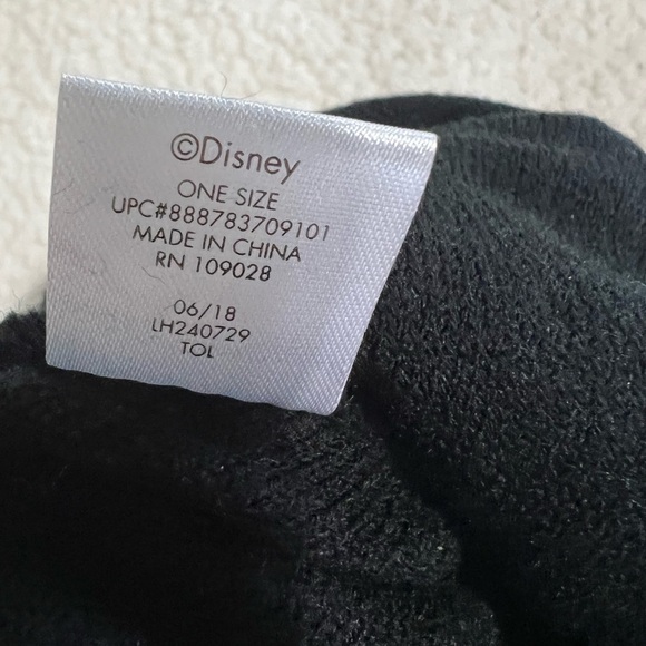 Disney Mickey Mouse Winter Hat With Pom Pom On Top One Size - Picture 6 of 6